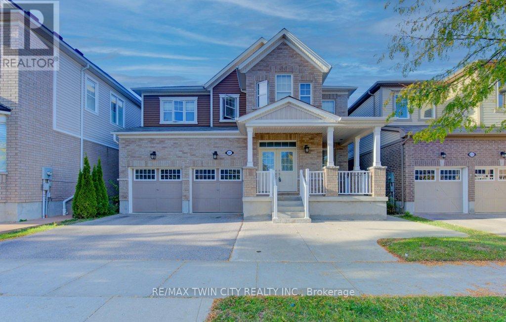 231 Grovehill Crescent, Kitchener, Ontario  N2R 0K8 - Photo 2 - X12444061