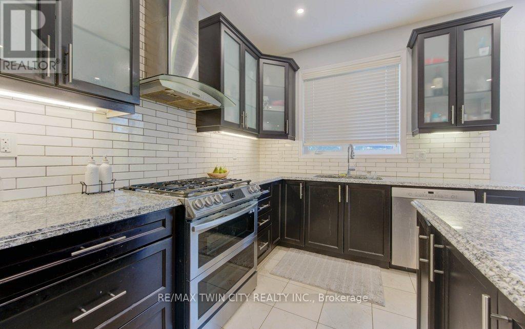 231 Grovehill Crescent, Kitchener, Ontario  N2R 0K8 - Photo 8 - X12444061