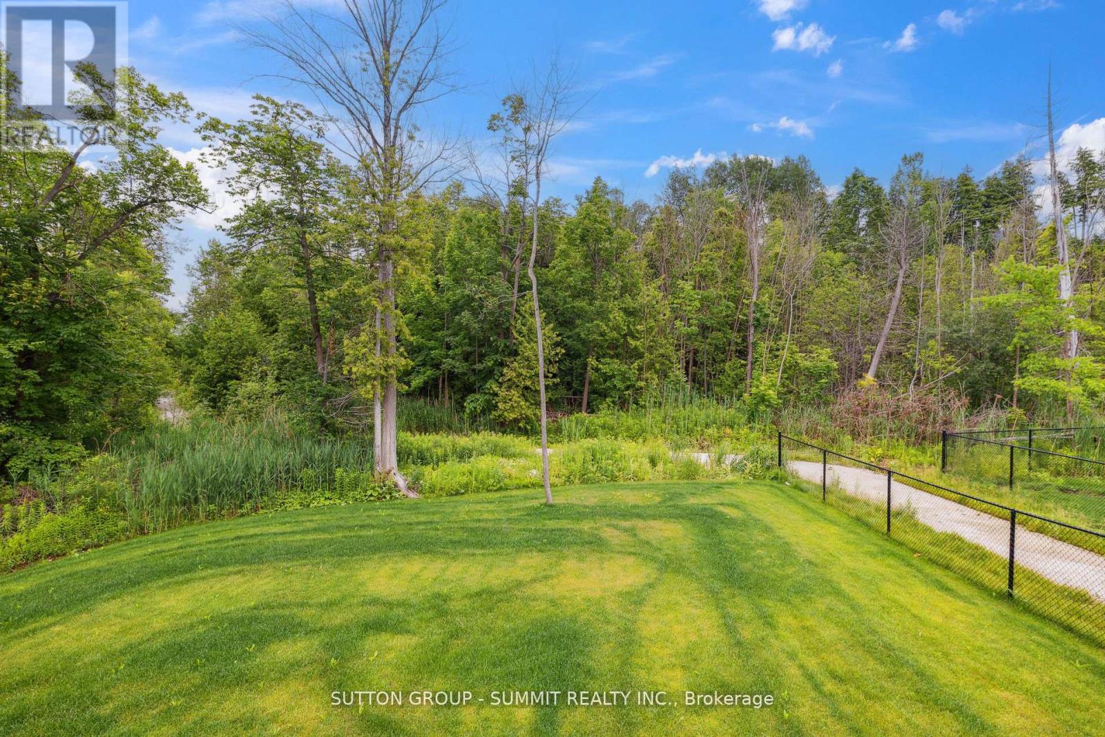 85 Goldie Court, Blue Mountains, Ontario  N0H 1J0 - Photo 36 - X12444087