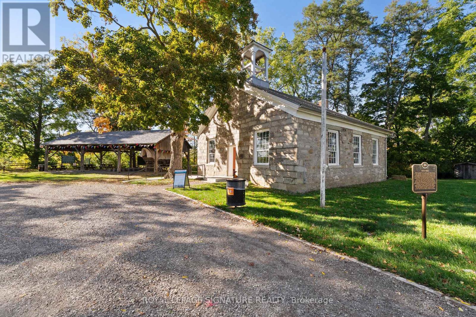 3804 Main Street, Lincoln (Lincoln-Jordan/vineland), Ontario  L0R 1S0 - Photo 36 - X12444090