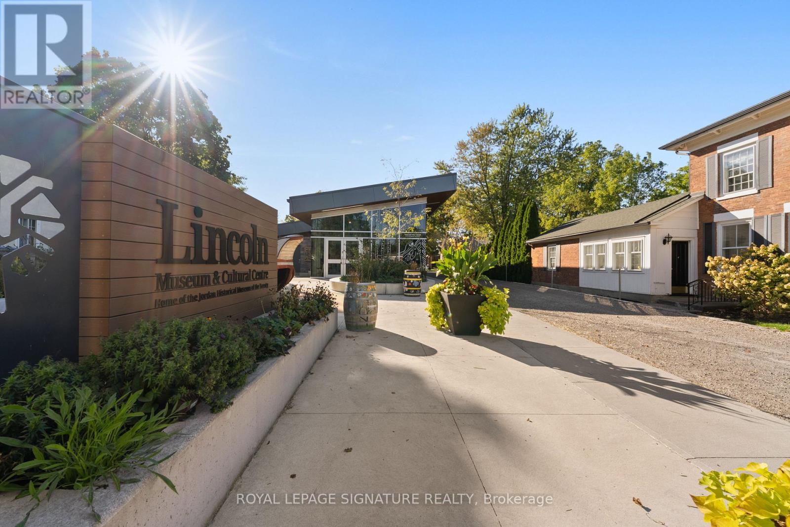 3804 Main Street, Lincoln (Lincoln-Jordan/vineland), Ontario  L0R 1S0 - Photo 40 - X12444090