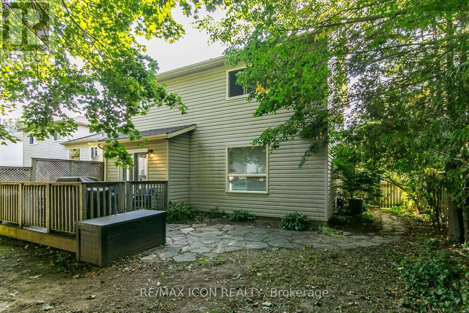 210 Philip Court, Centre Wellington (Fergus), Ontario  N1M 3M9 - Photo 44 - X12444122