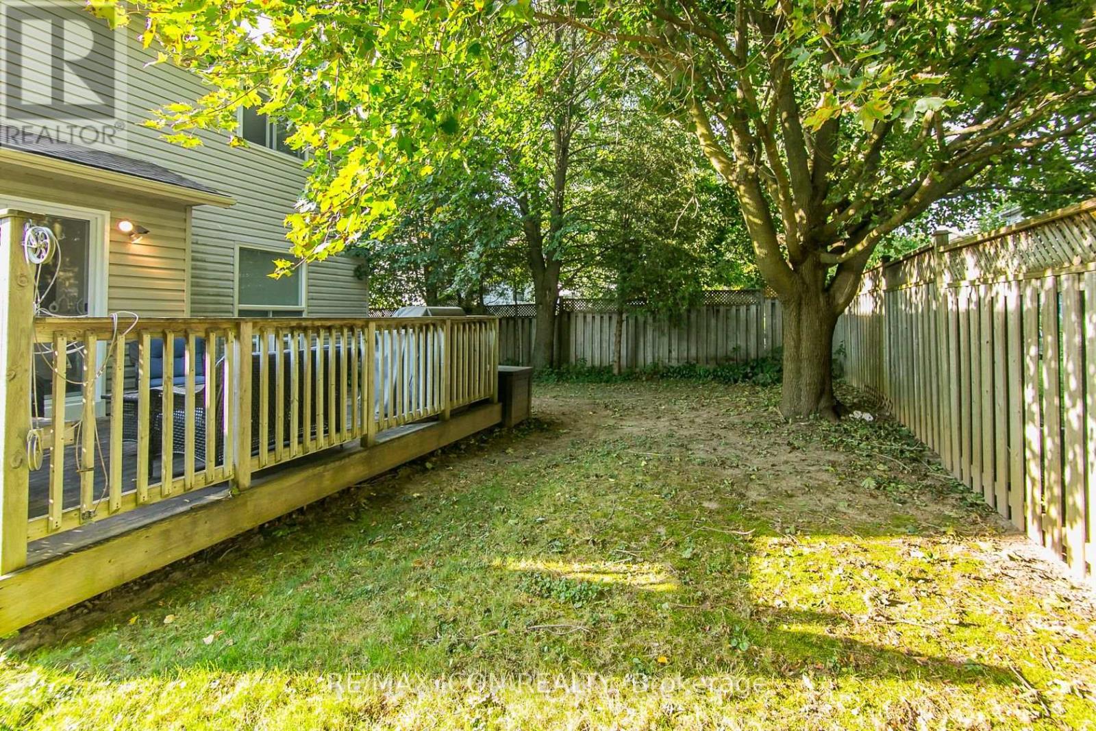 210 Philip Court, Centre Wellington (Fergus), Ontario  N1M 3M9 - Photo 45 - X12444122