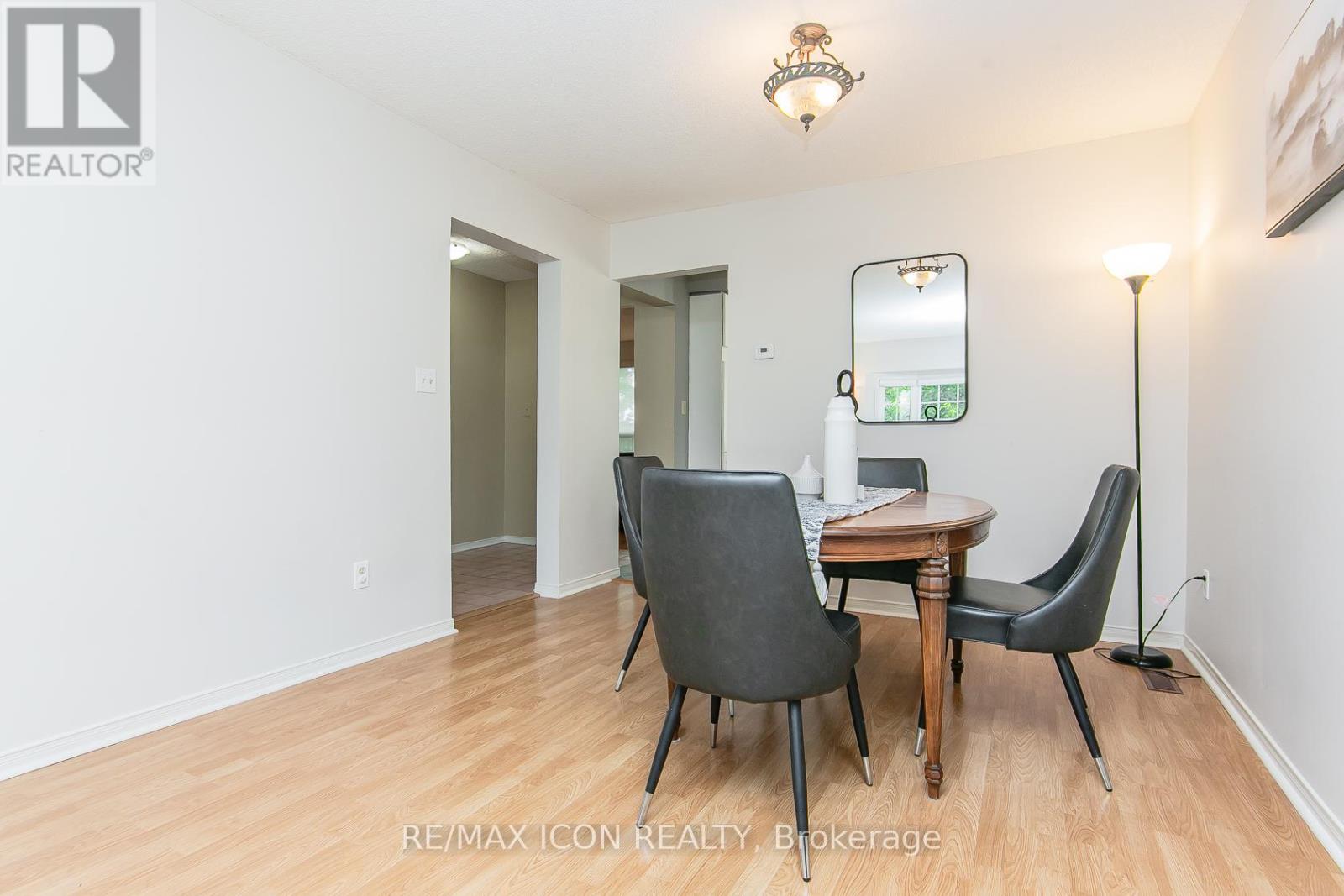 210 Philip Court, Centre Wellington (Fergus), Ontario  N1M 3M9 - Photo 8 - X12444122