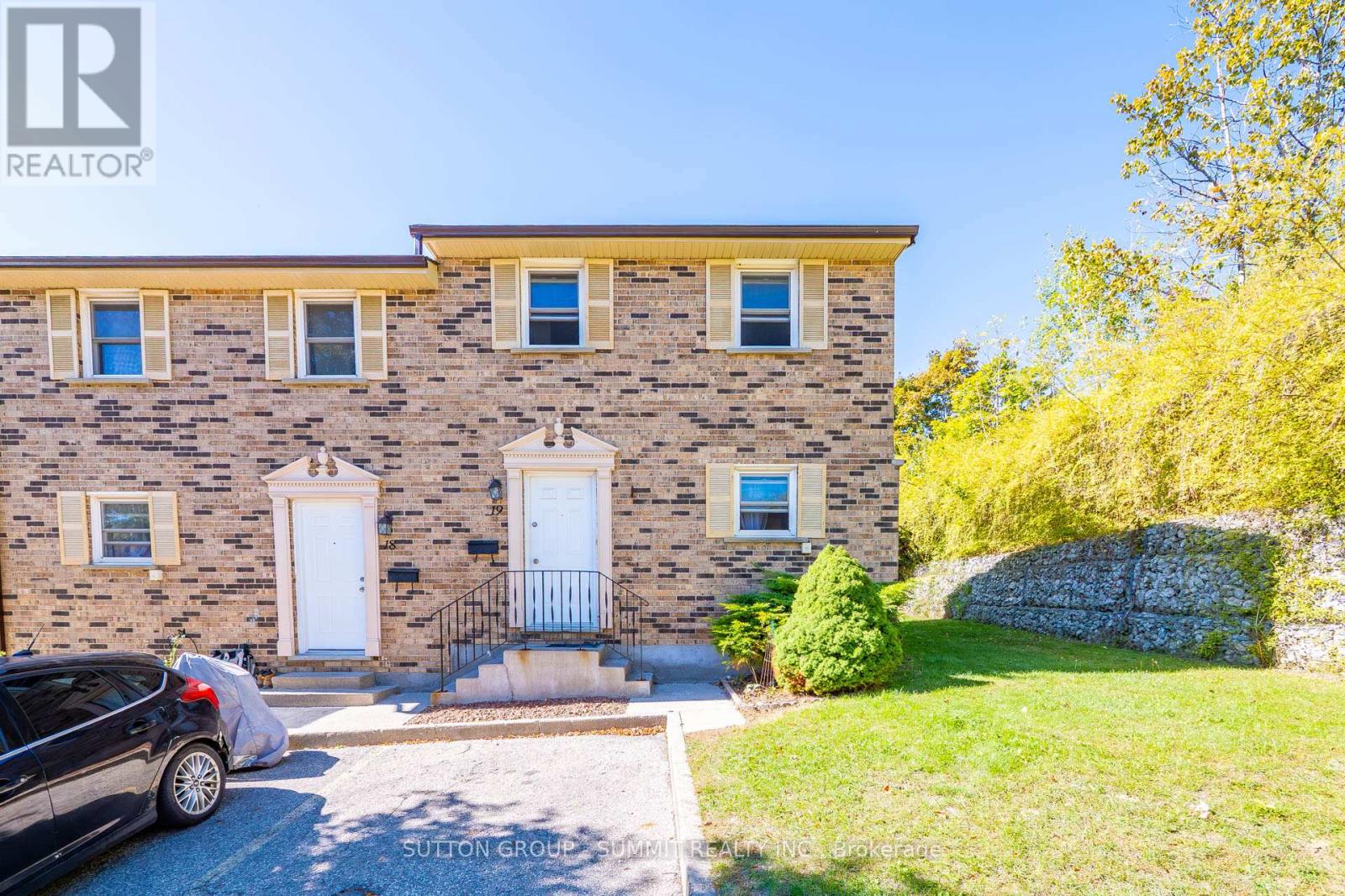 19 - 175 Cedar Street, Cambridge, Ontario  N1S 4X8 - Photo 4 - X12444126