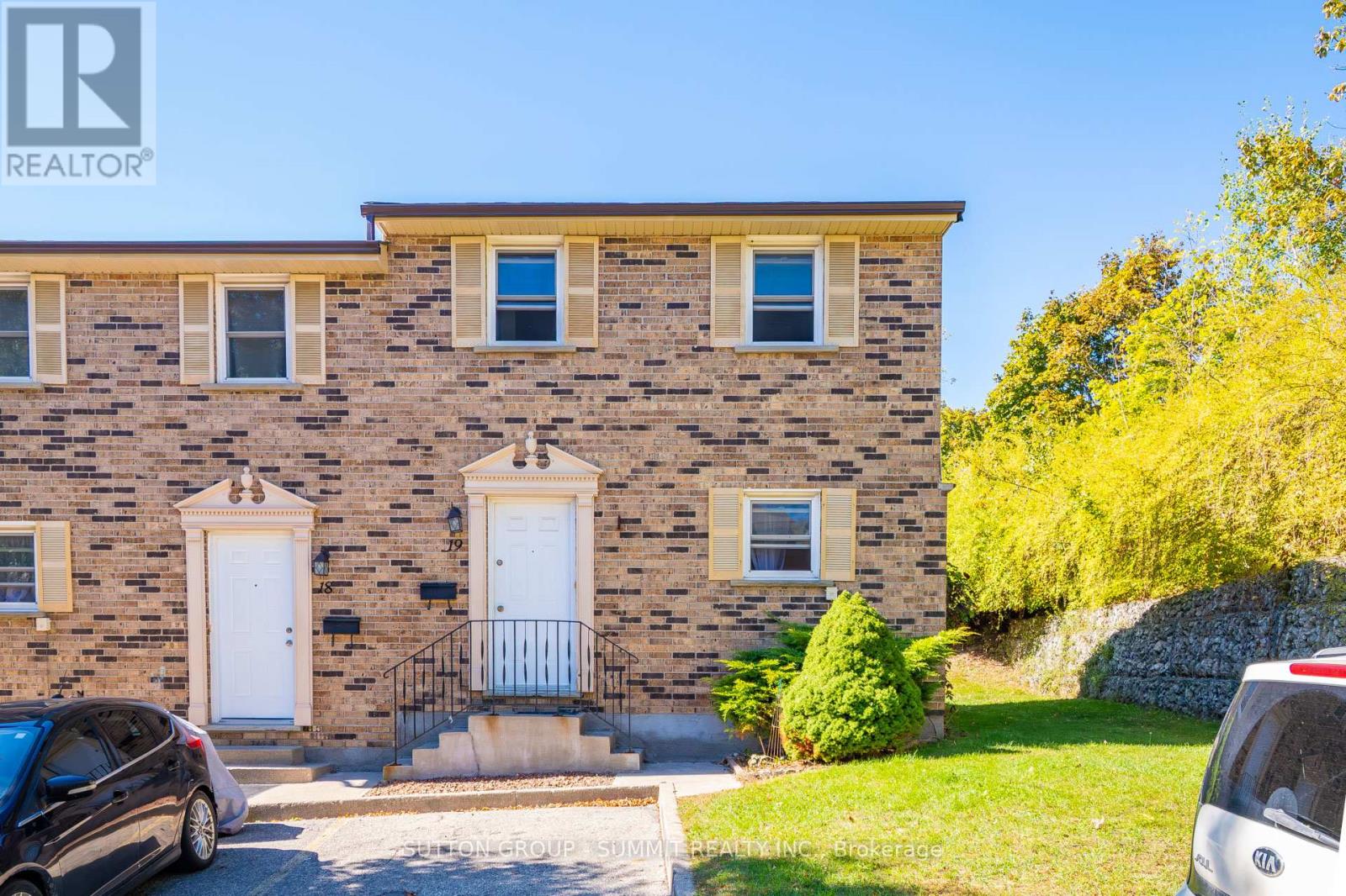 19 - 175 Cedar Street, Cambridge, Ontario  N1S 4X8 - Photo 5 - X12444126