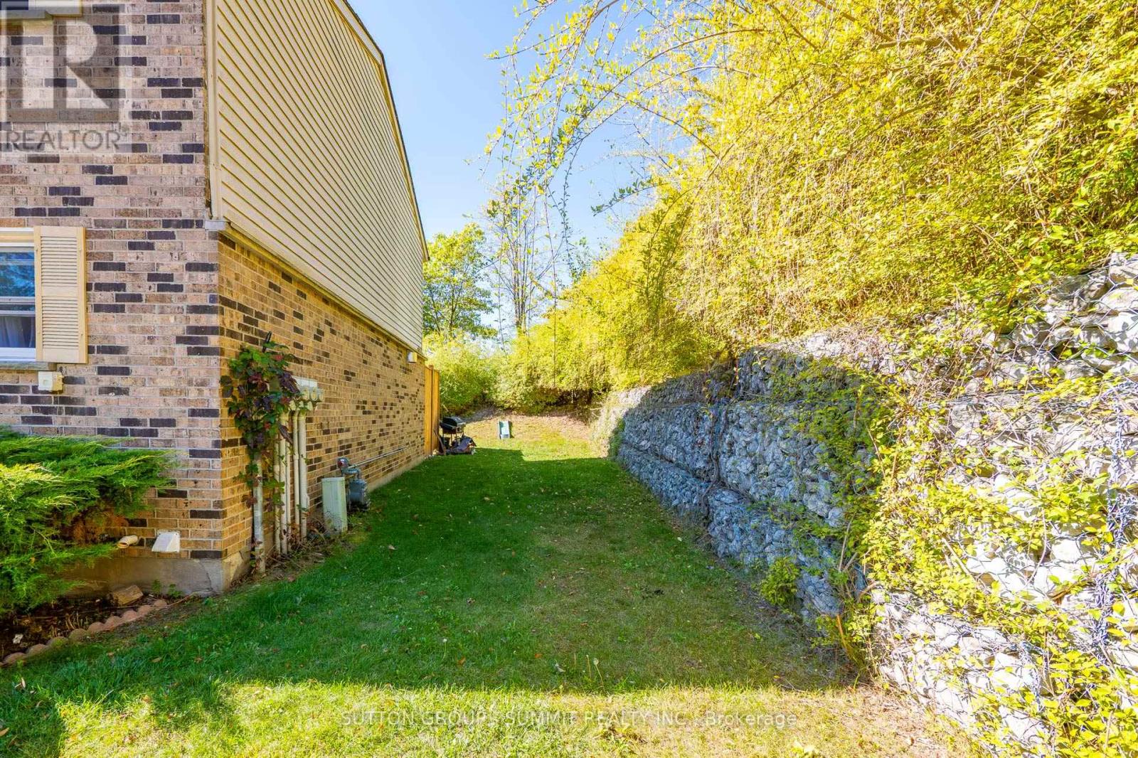 19 - 175 Cedar Street, Cambridge, Ontario  N1S 4X8 - Photo 7 - X12444126