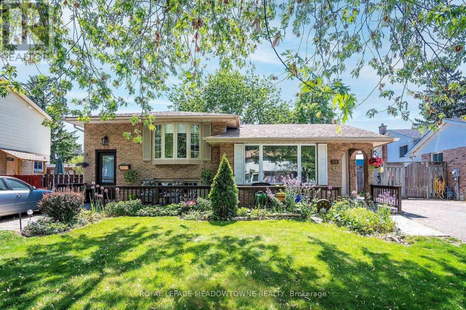 15 LAFAYETTE DRIVE, St. Catharines, Ontario