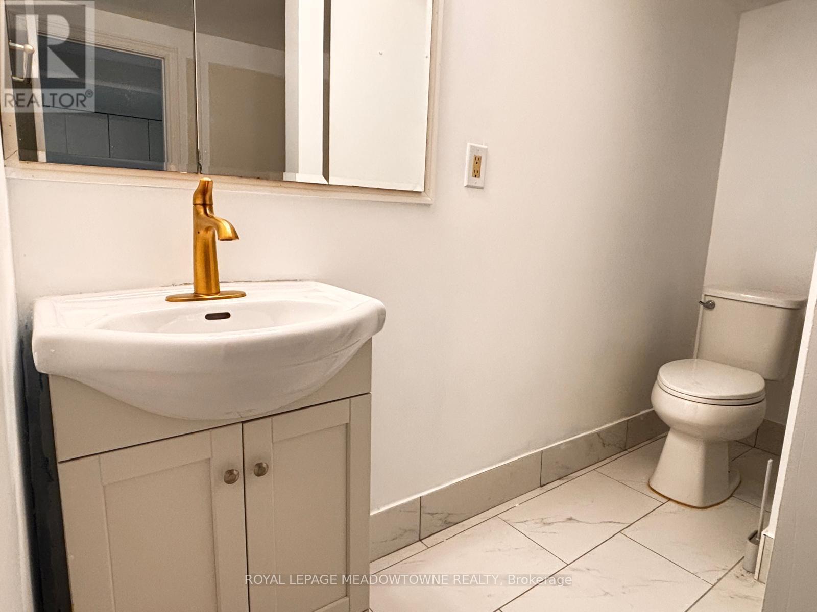 15 Lafayette Drive, St. Catharines, Ontario  L2N 6C1 - Photo 13 - X12444130