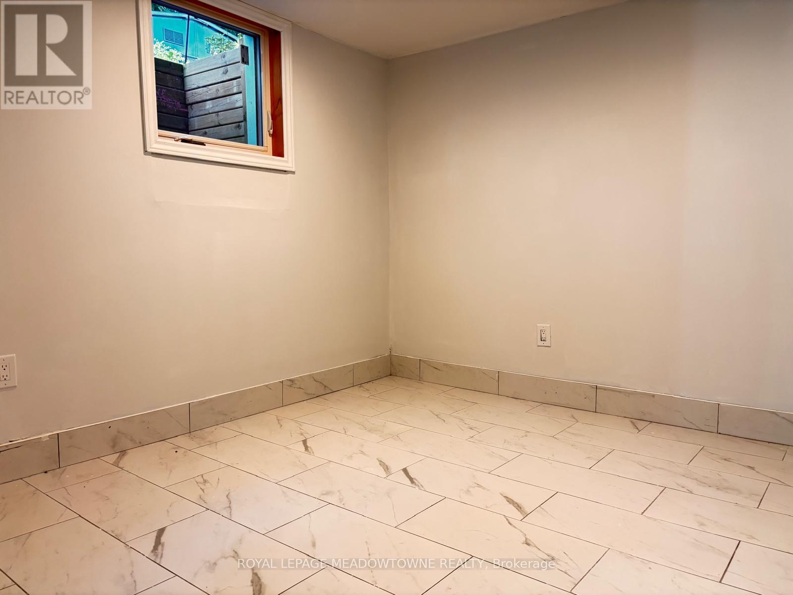 15 Lafayette Drive, St. Catharines, Ontario  L2N 6C1 - Photo 8 - X12444130