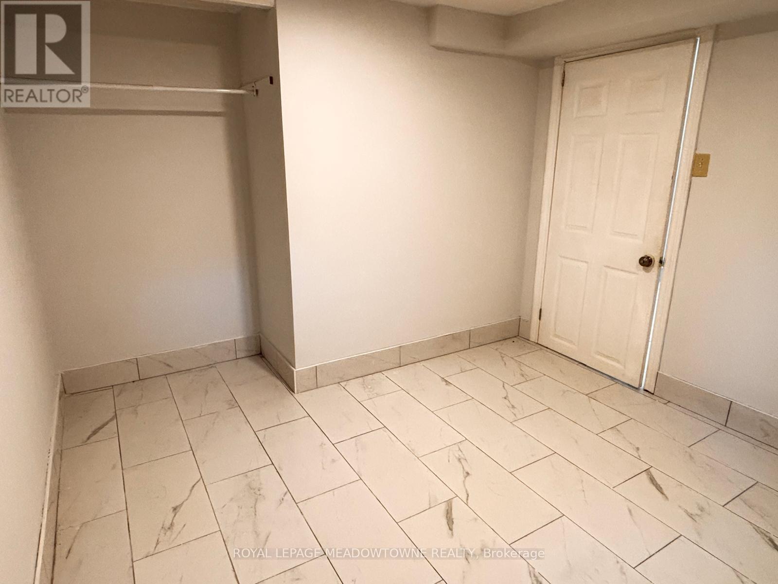 15 Lafayette Drive, St. Catharines, Ontario  L2N 6C1 - Photo 9 - X12444130