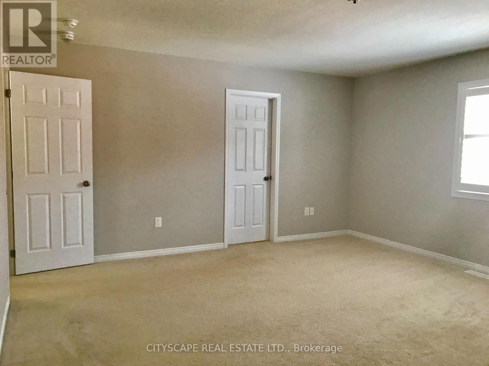 8600 Sweet Chestnut Drive, Niagara Falls, Ontario  L2H 2Y6 - Photo 7 - X12444133