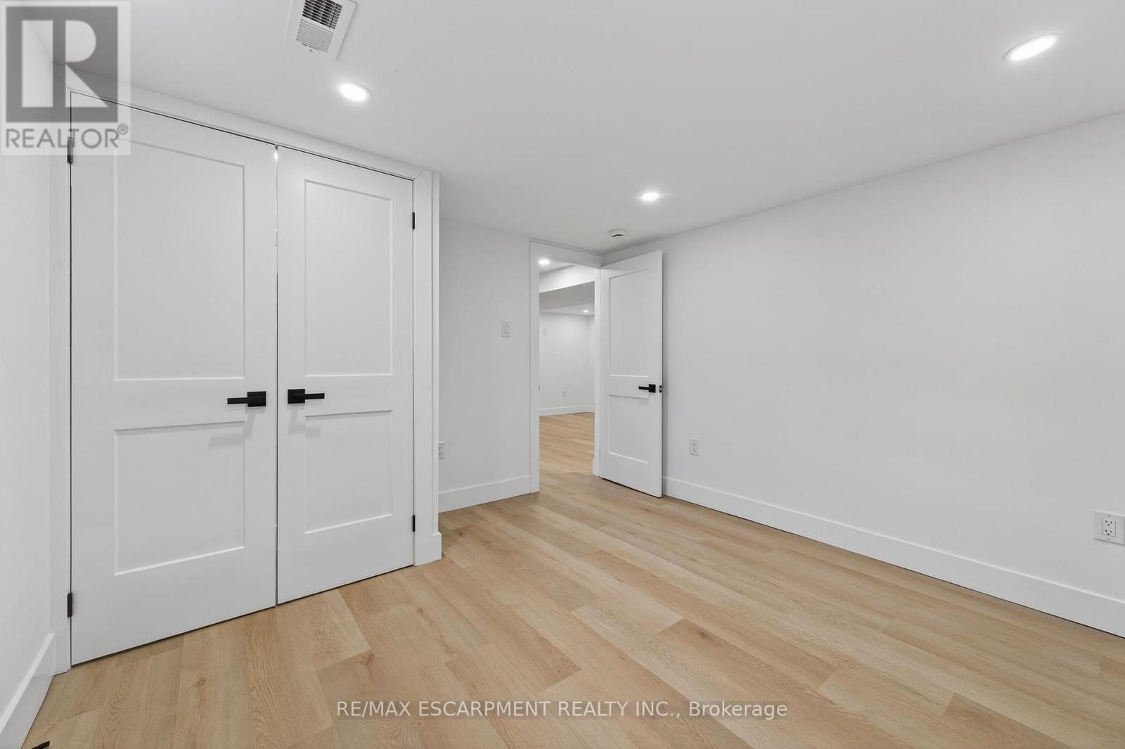 2 - 75 Britten Close, Hamilton, Ontario  L9C 4K1 - Photo 21 - X12444134