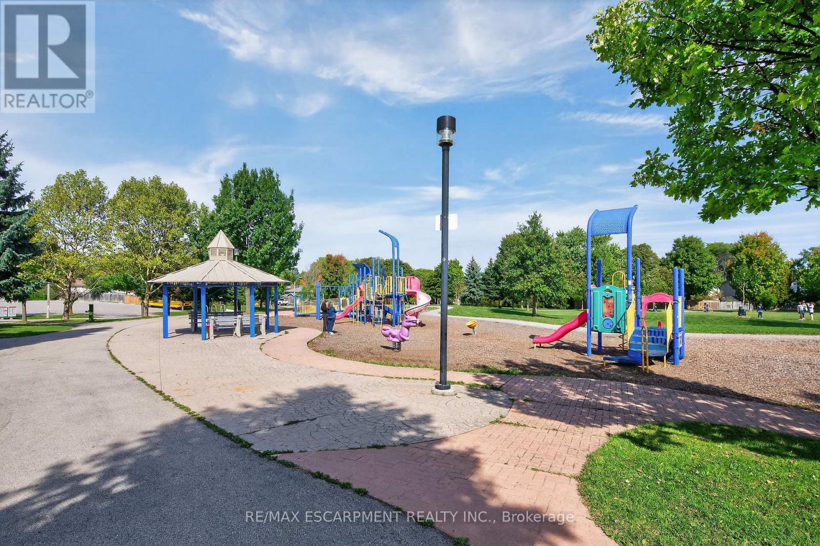 2 - 75 Britten Close, Hamilton, Ontario  L9C 4K1 - Photo 25 - X12444134
