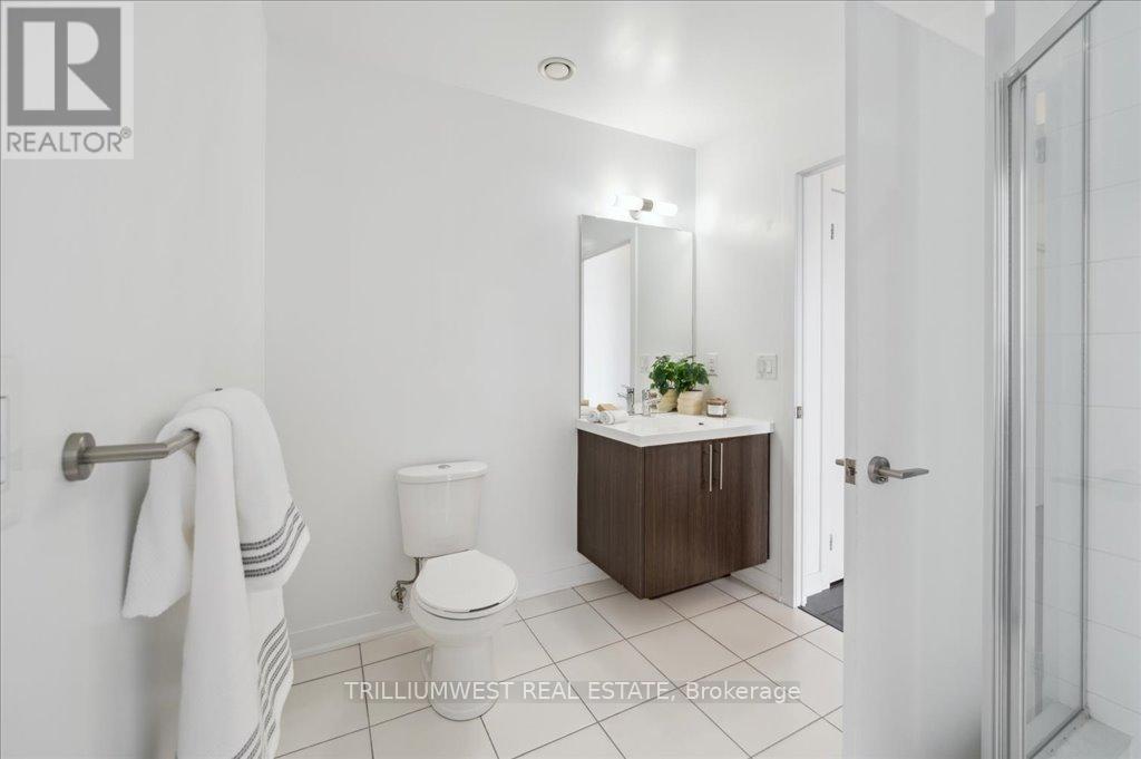 1702 - 85 Duke Street W, Kitchener, Ontario  N2H 0B7 - Photo 21 - X12444137