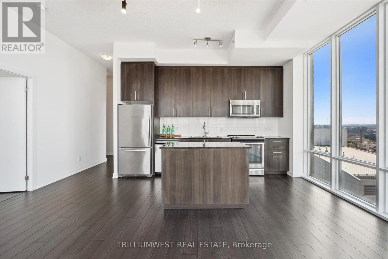 1702 - 85 Duke Street W, Kitchener, Ontario  N2H 0B7 - Photo 8 - X12444137
