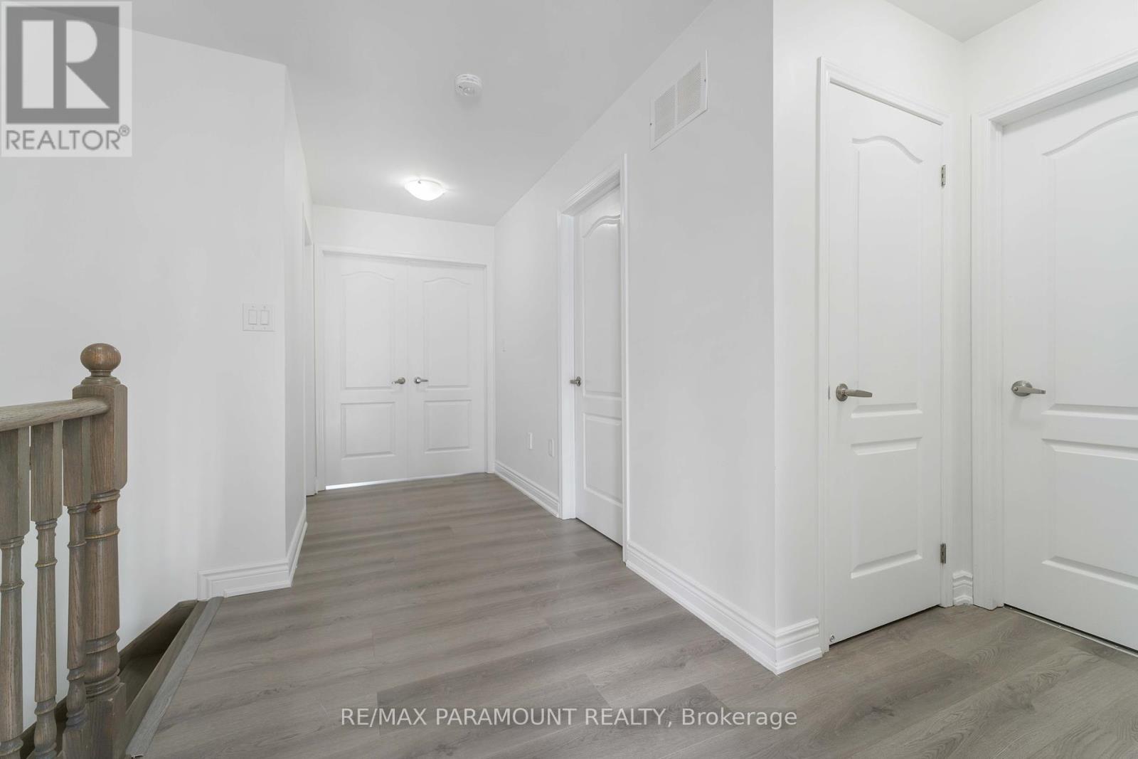 20 Vaughn Drive, Thorold (Hurricane/merrittville), Ontario  L3B 0G8 - Photo 28 - X12444138