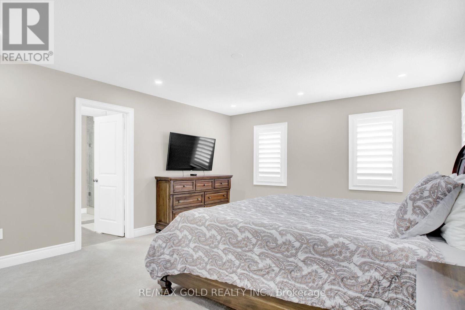 39 Ketchum Street, Mono, Ontario  L9W 6T4 - Photo 21 - X12444139