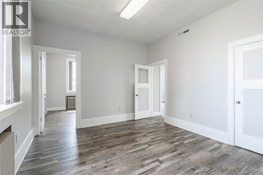 251 Campbell Street Unit# 4, Sarnia, Ontario N7T 2H2 - Photo 6 - 25025239