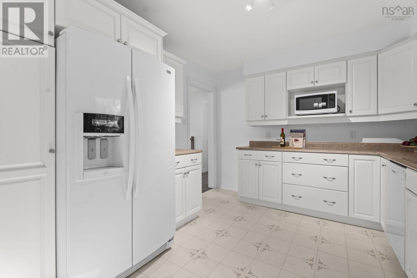 16 Robert Allen Drive, Wedgewood, Nova Scotia  B3M 3G8 - Photo 10 - 202525103