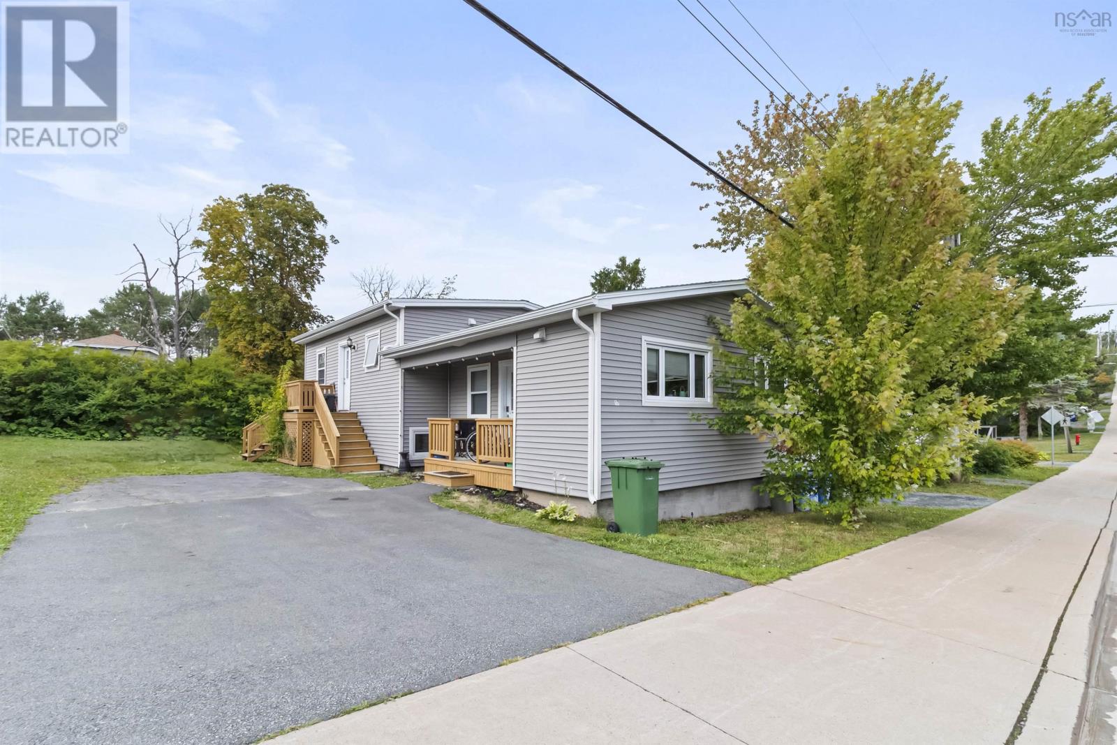 17 Chadwick Street, Dartmouth, Nova Scotia