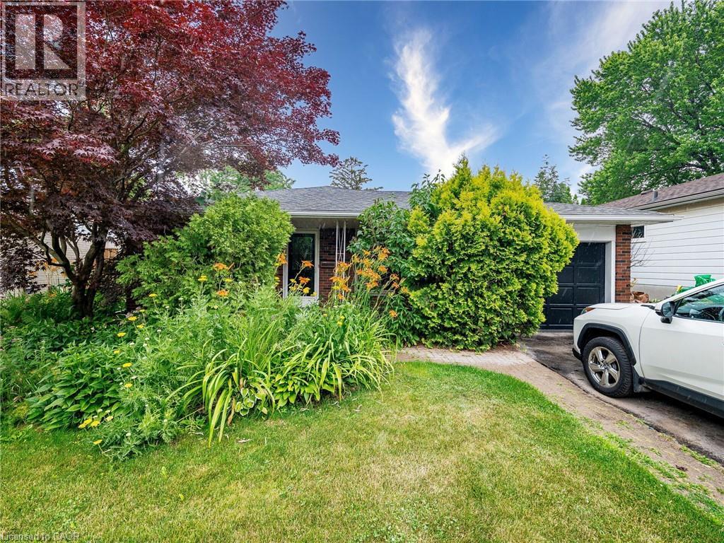 637 Artreva Crescent, Burlington, Ontario  L7L 2B8 - Photo 2 - 40775872