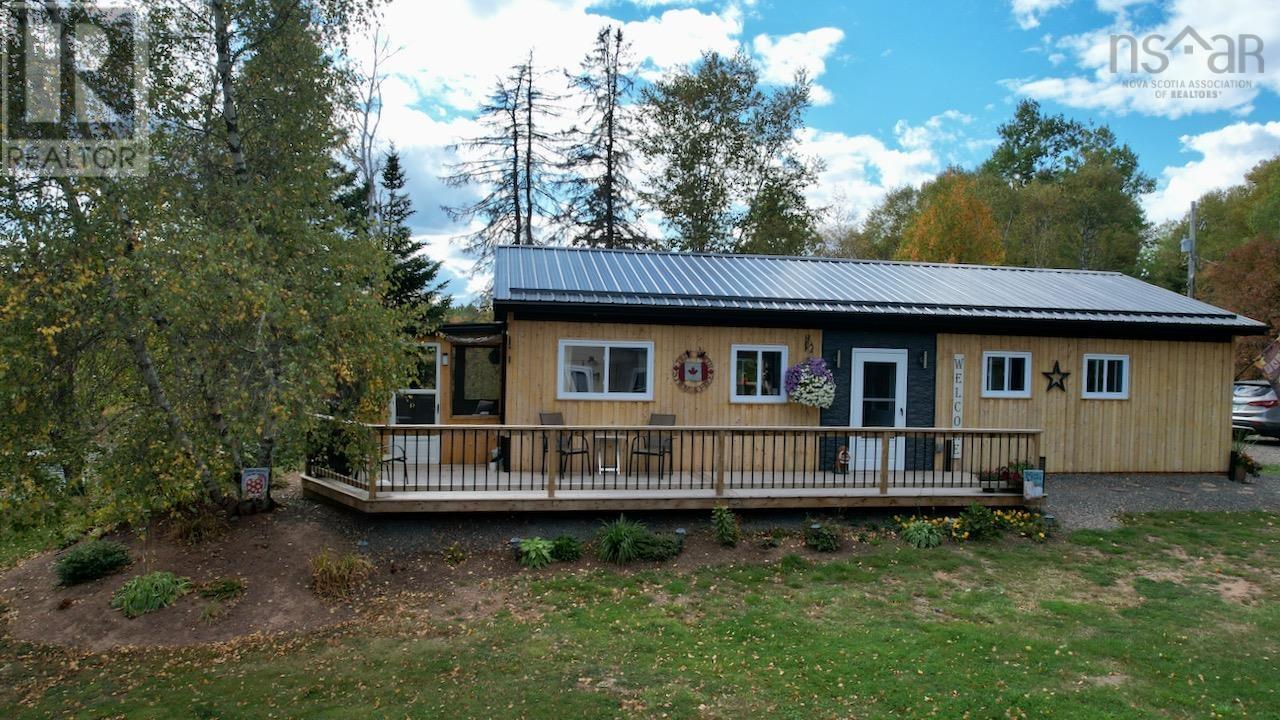 1402 Kolbec Road, Kolbec, Nova Scotia  B0M 1P0 - Photo 2 - 202525067