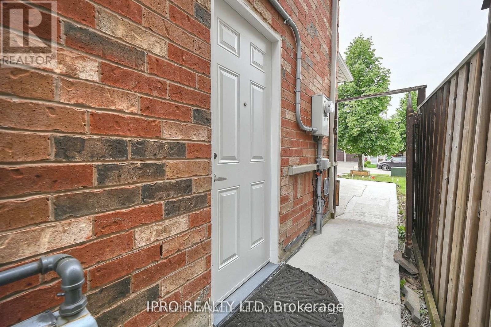 27 Silver Egret Road, Brampton, Ontario  L7A 3P6 - Photo 25 - W12397667