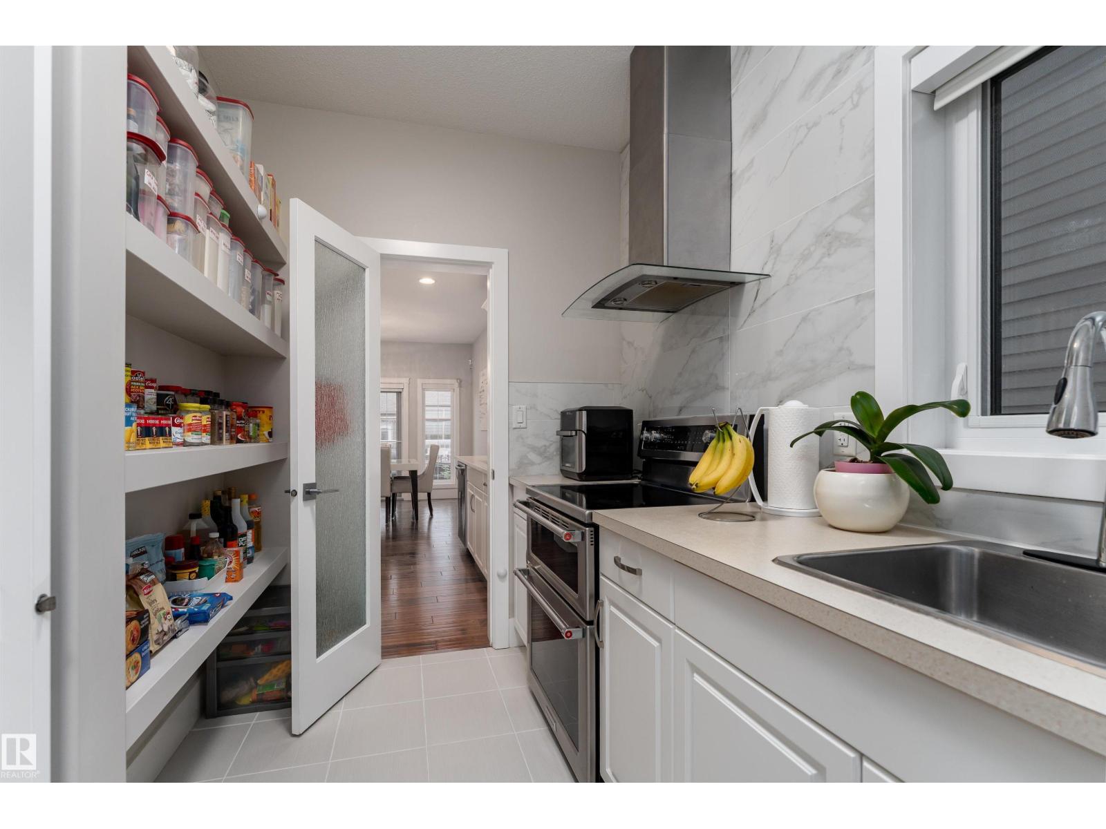 2504 Amerongen Cr Sw, Edmonton, Alberta  T6W 3C2 - Photo 14 - E4460757