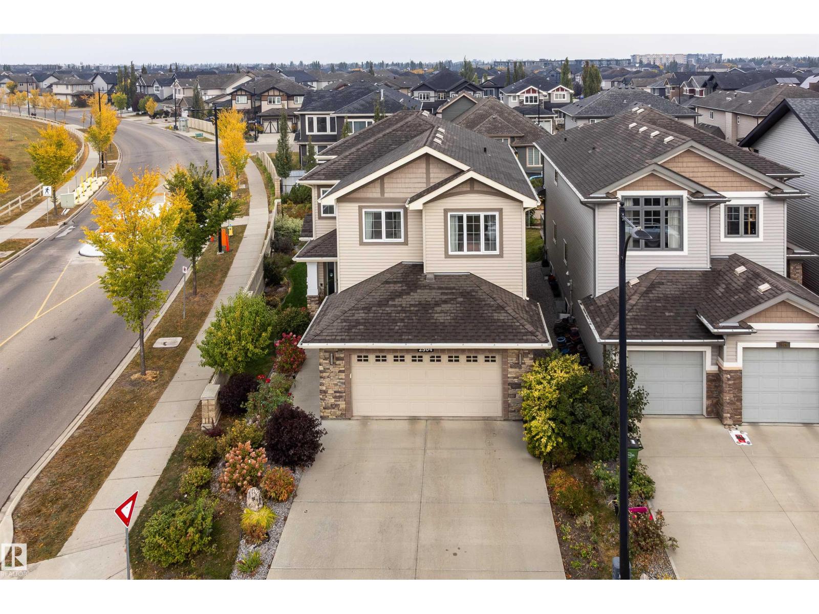2504 Amerongen Cr Sw, Edmonton, Alberta  T6W 3C2 - Photo 2 - E4460757