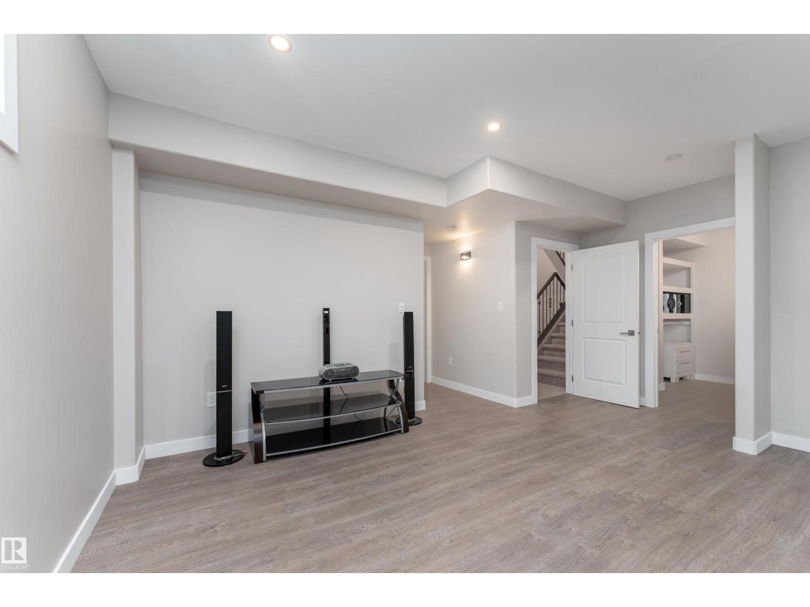 2504 Amerongen Cr Sw, Edmonton, Alberta  T6W 3C2 - Photo 30 - E4460757