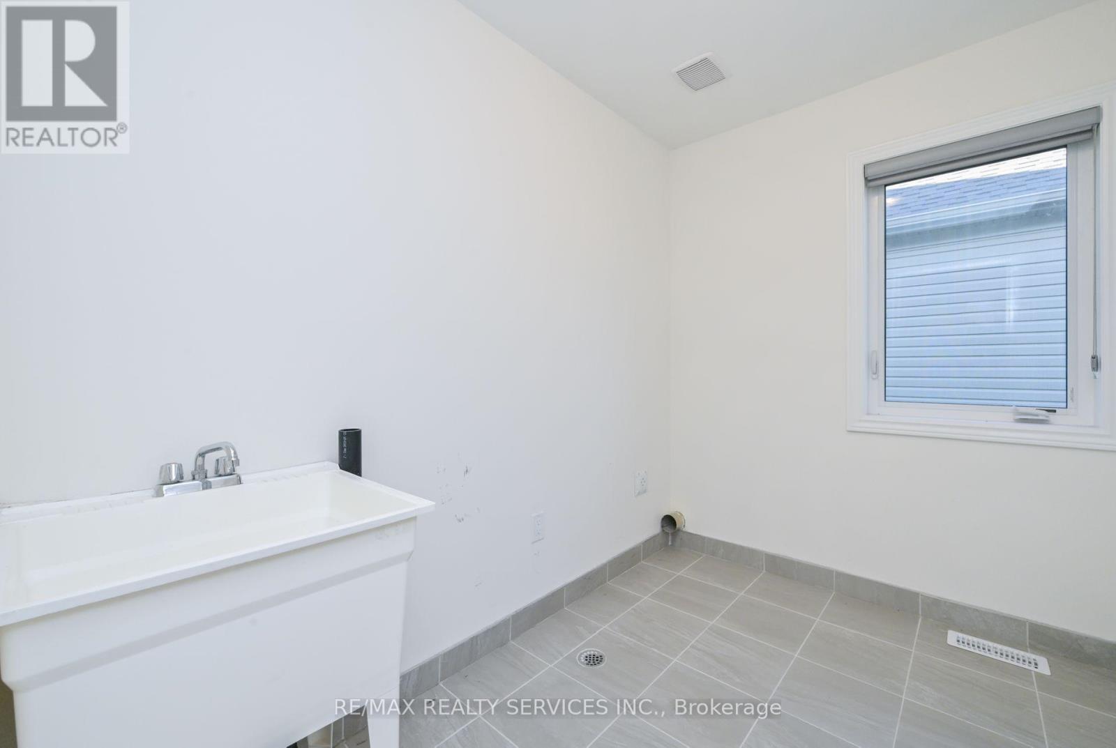 620 Mcmullen Street, Shelburne, Ontario  L9V 3X5 - Photo 28 - X12437865