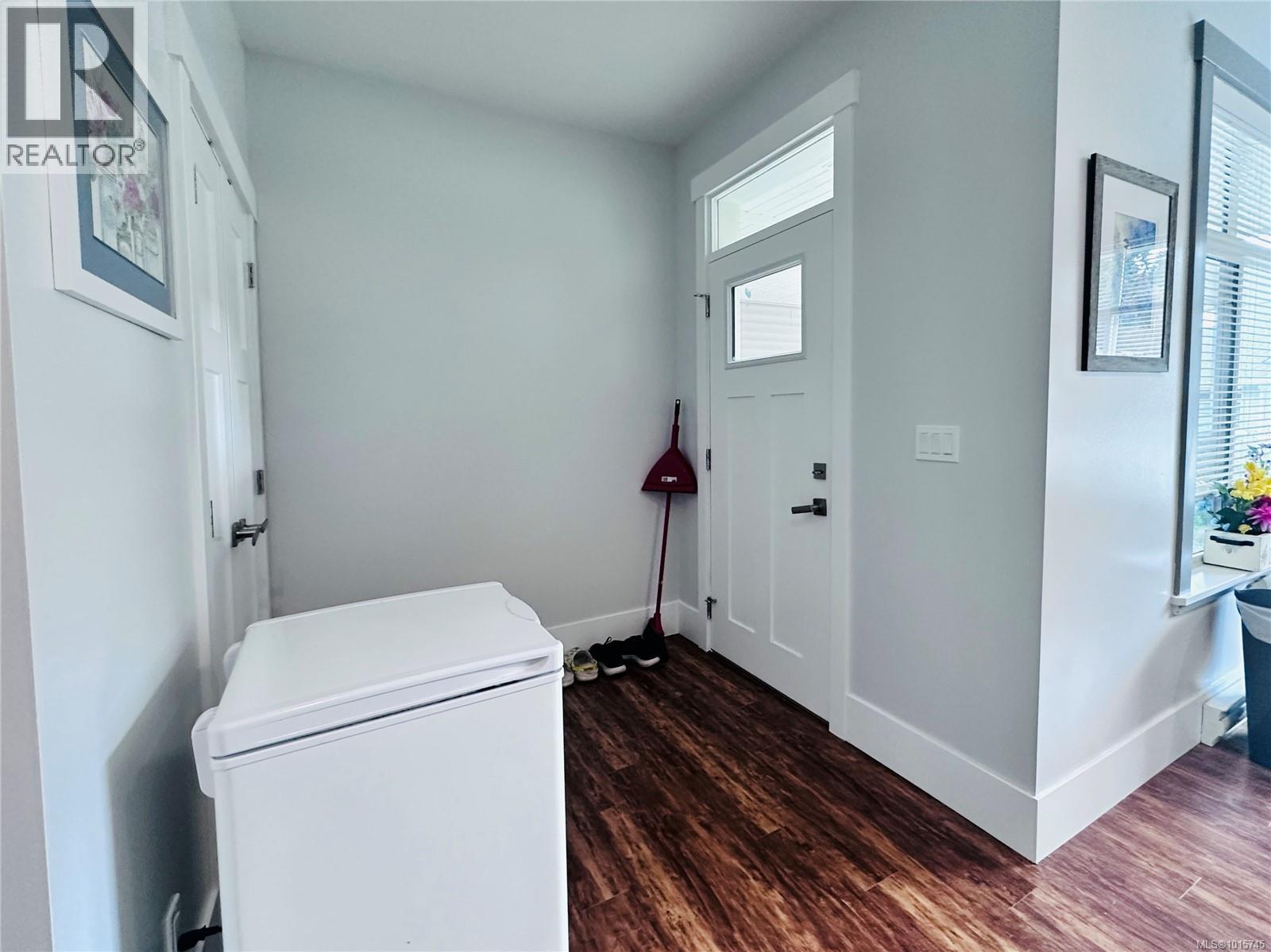 54 300 Grosskleg Way, Lake Cowichan, British Columbia  V0R 2G1 - Photo 6 - 1015745
