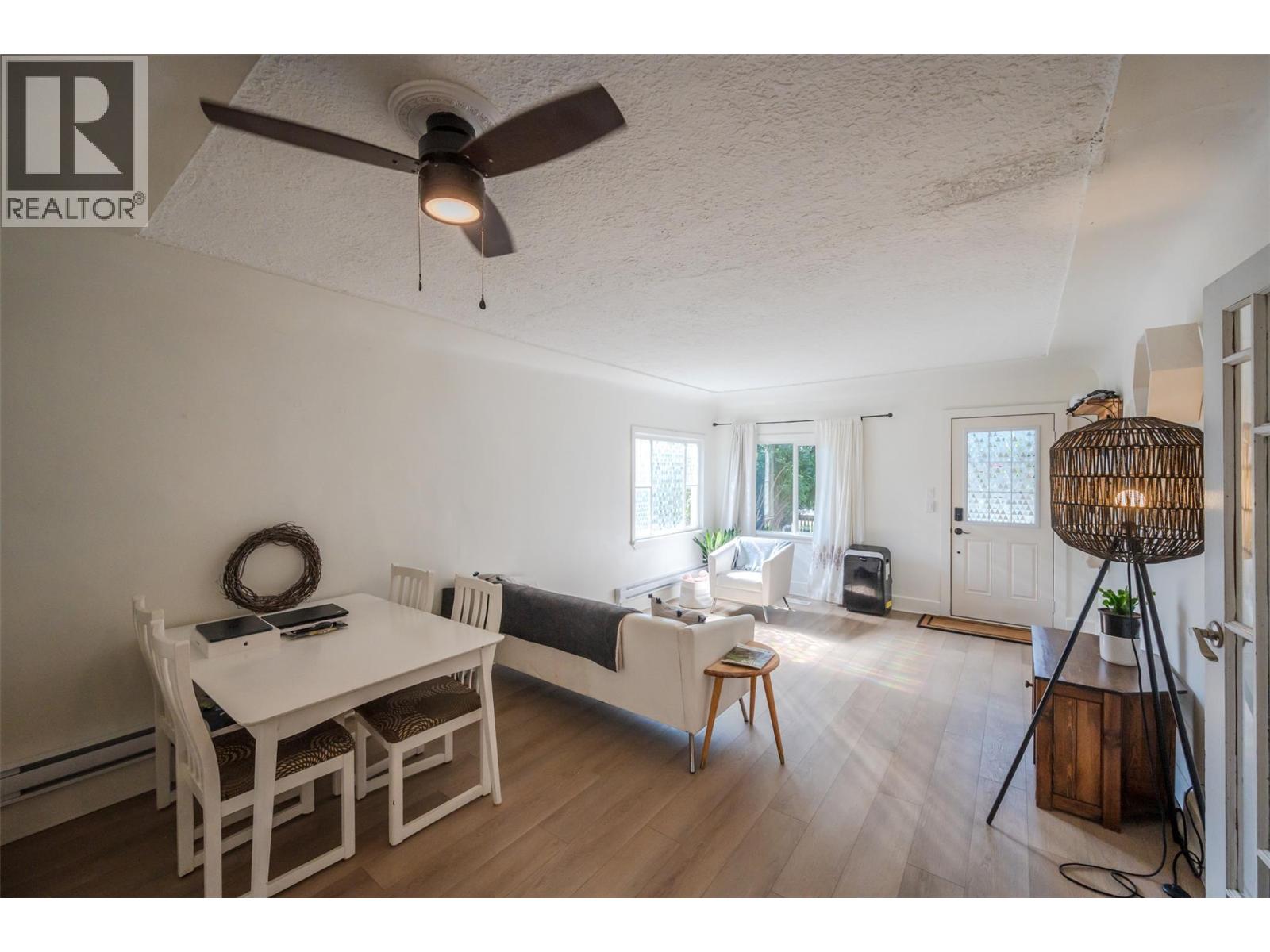 294 Norton Street, Penticton, British Columbia  V2A 4H7 - Photo 4 - 10364969