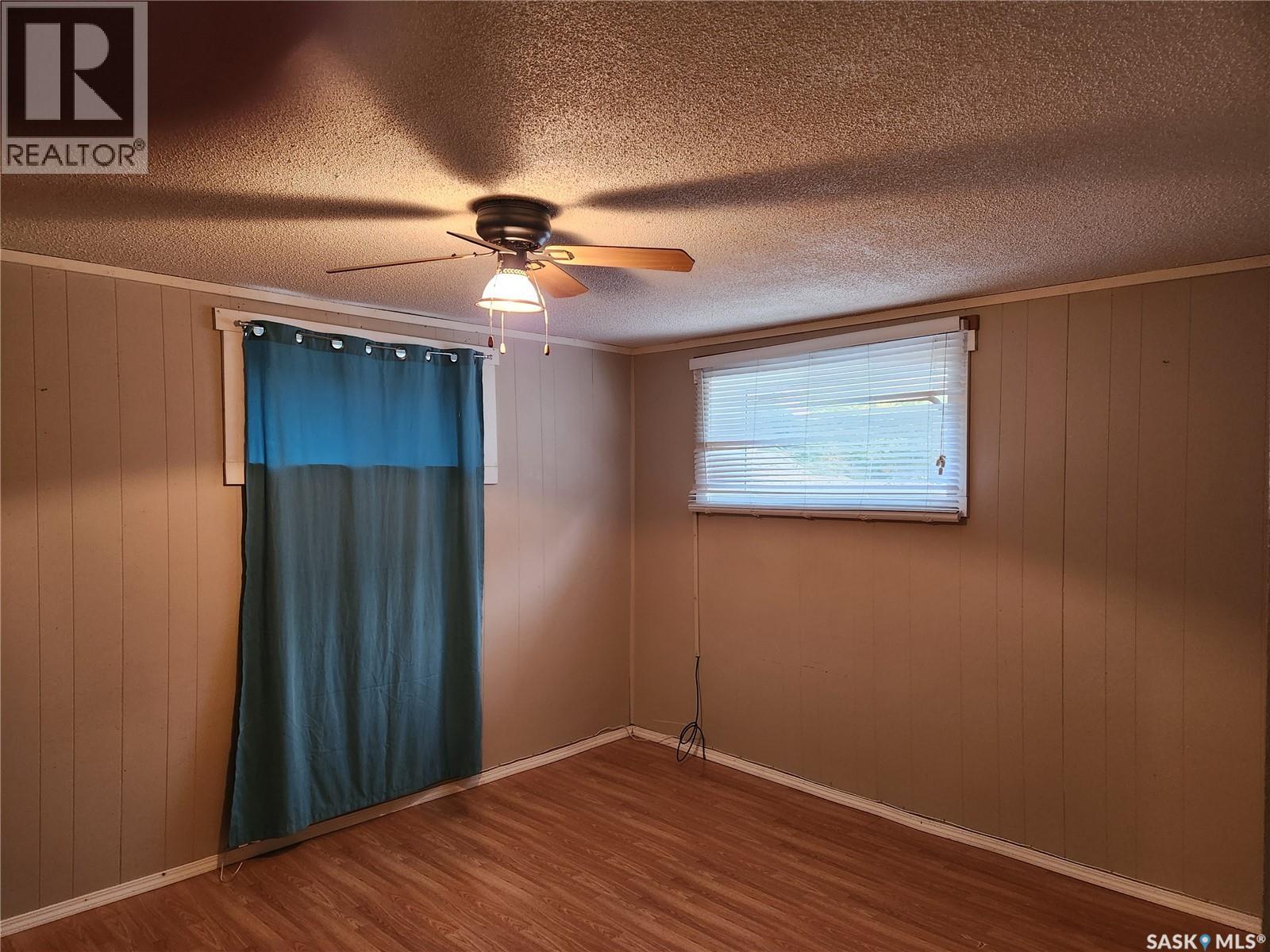 19 10th Avenue Ne, Swift Current, Saskatchewan  S9H 2T1 - Photo 20 - SK019832