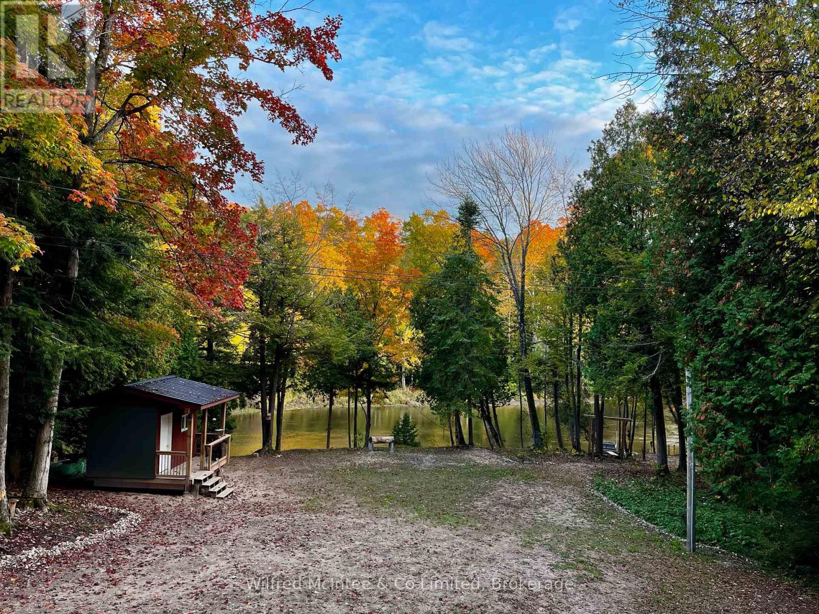 78 Indian Trail, South Bruce Peninsula, Ontario  N0H 2T0 - Photo 10 - X12441888