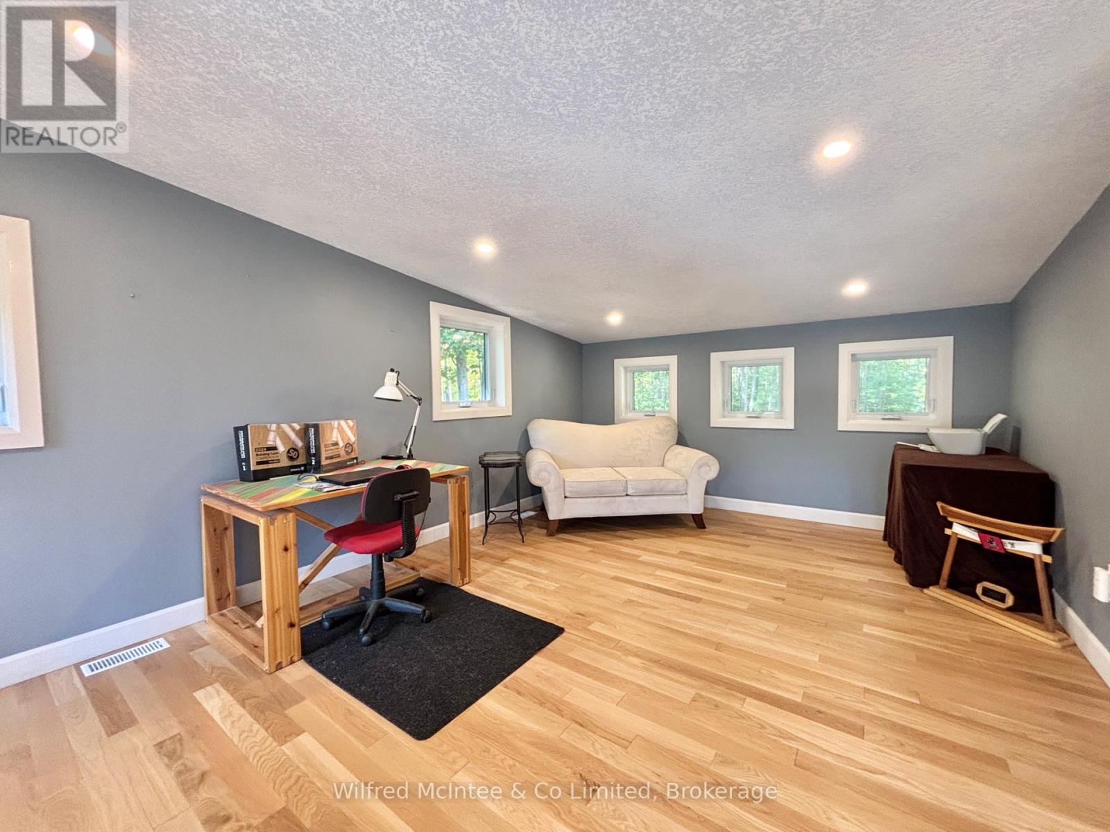 78 Indian Trail, South Bruce Peninsula, Ontario  N0H 2T0 - Photo 40 - X12441888
