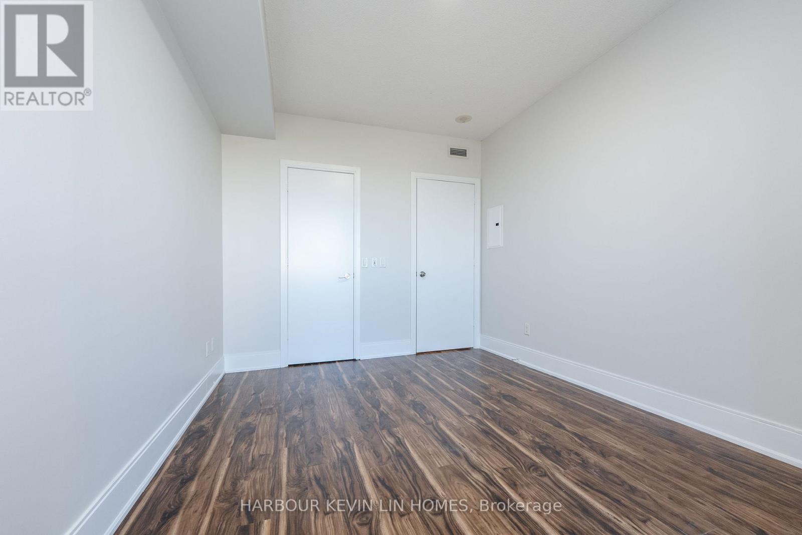 704 - 181 Wynford Drive, Toronto, Ontario  M3C 0C6 - Photo 13 - C12444211