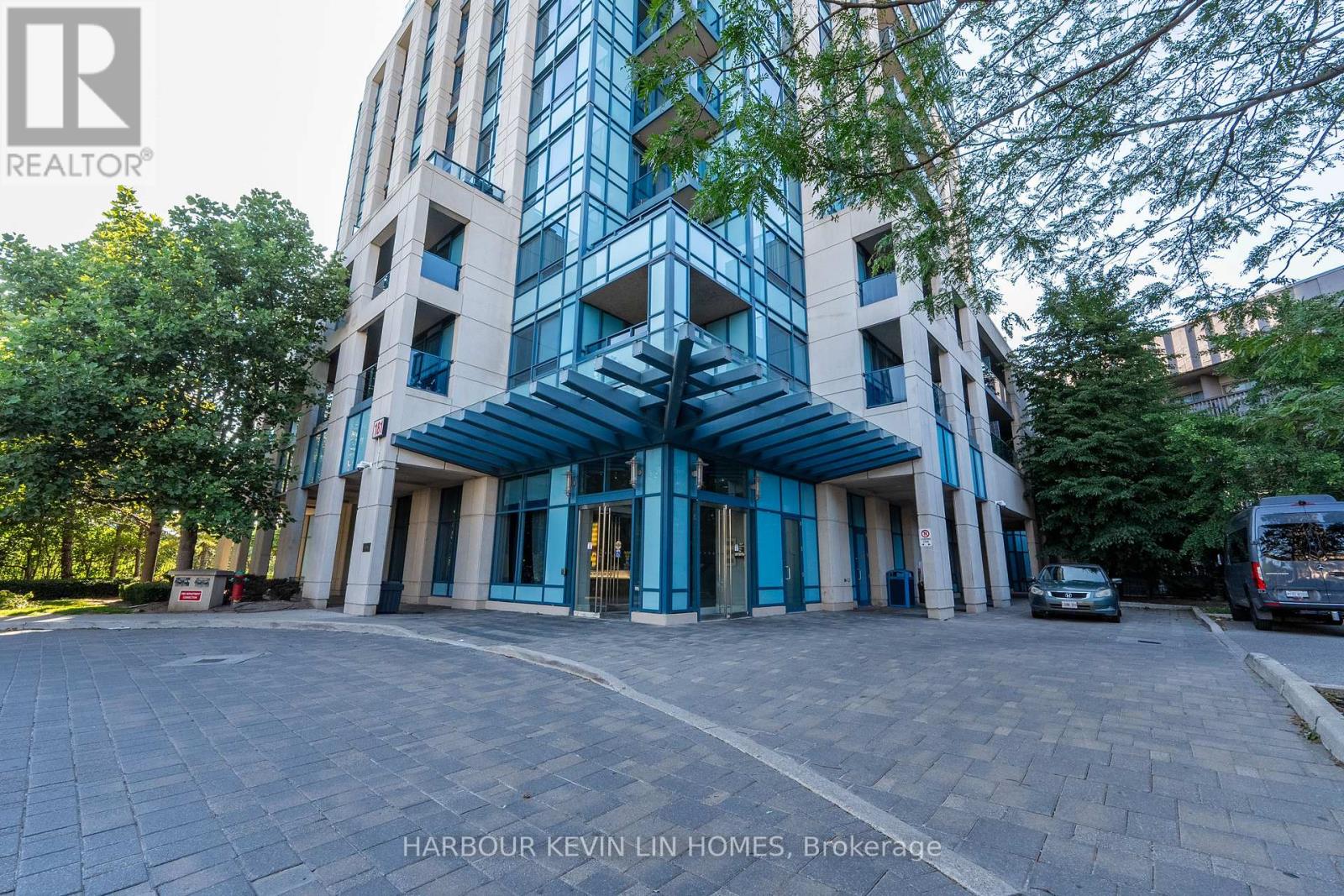 704 - 181 Wynford Drive, Toronto, Ontario  M3C 0C6 - Photo 2 - C12444211