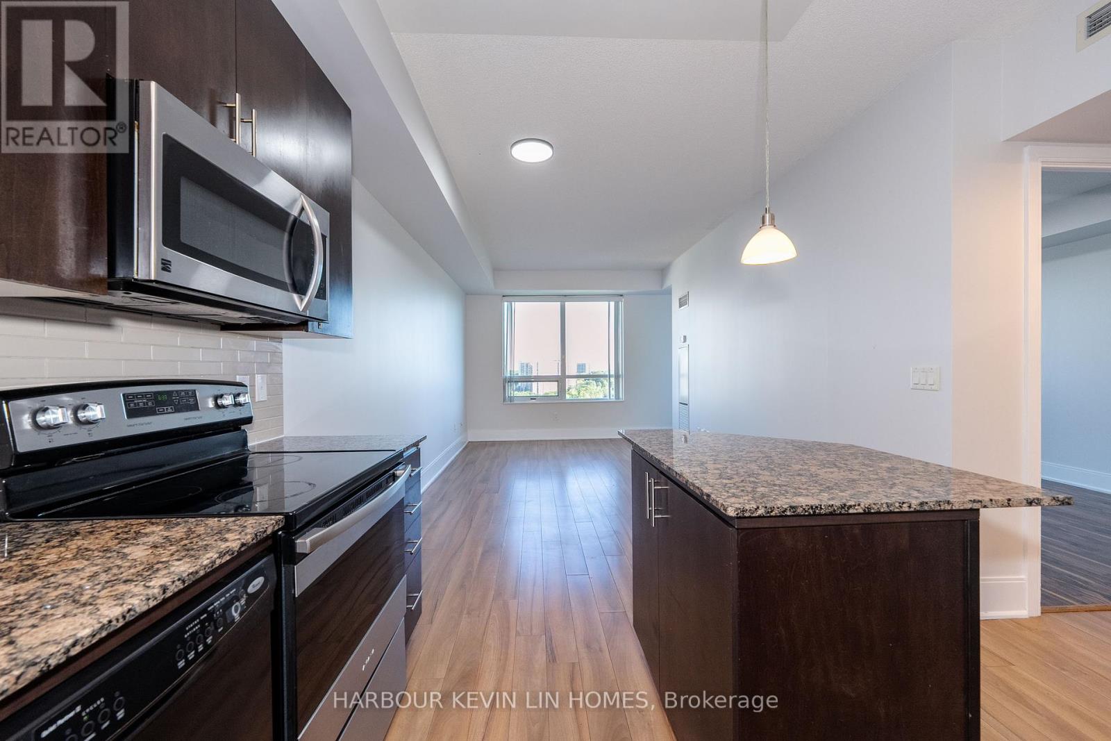 704 - 181 Wynford Drive, Toronto, Ontario  M3C 0C6 - Photo 9 - C12444211