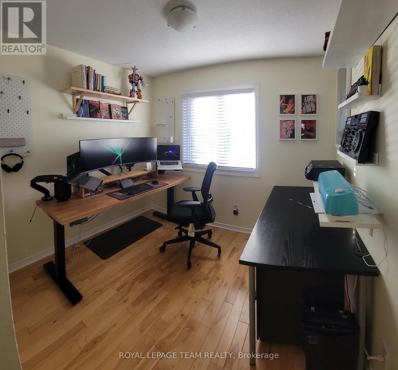44 Burlington Crescent, Ottawa, Ontario  K1T 3K7 - Photo 14 - X12386637