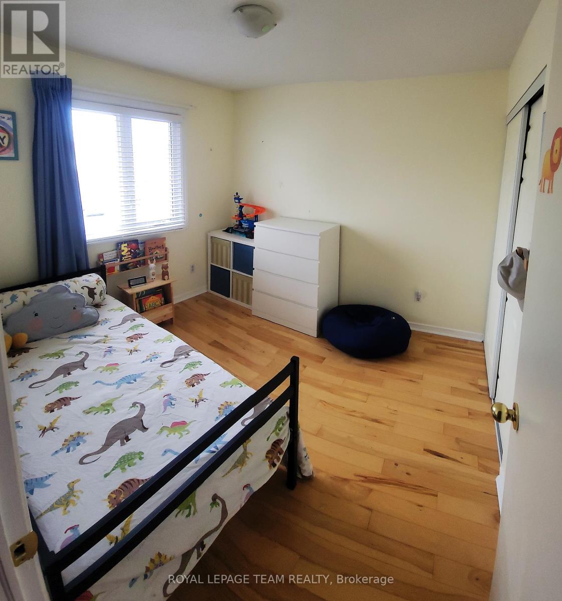 44 Burlington Crescent, Ottawa, Ontario  K1T 3K7 - Photo 12 - X12386637