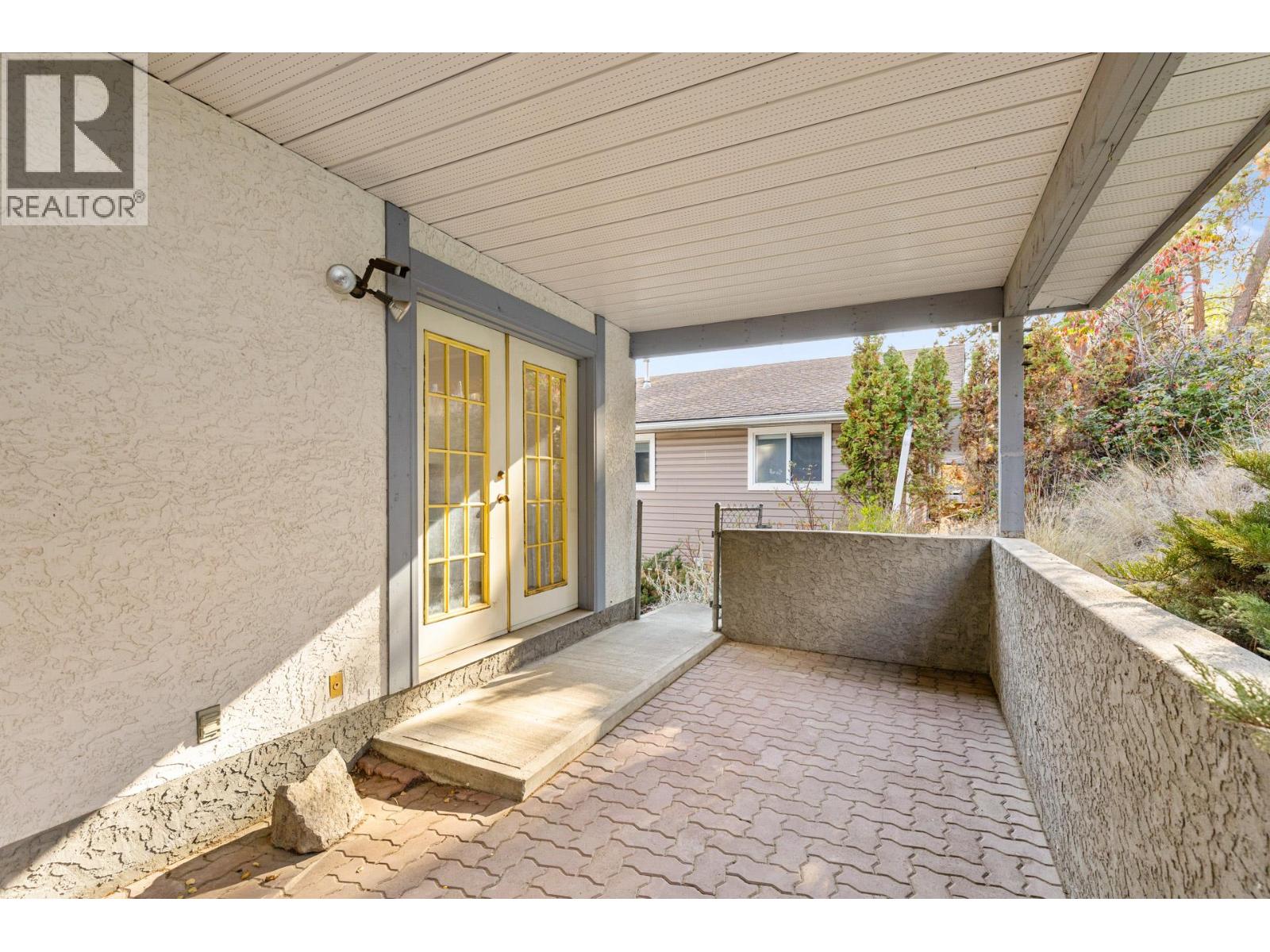 320 Moubray Road, Kelowna, British Columbia  V1V 1R5 - Photo 50 - 10364953