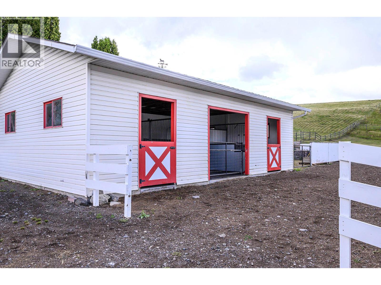 2740 Simms Place, Kamloops, British Columbia  V0E 2A0 - Photo 51 - 10364940
