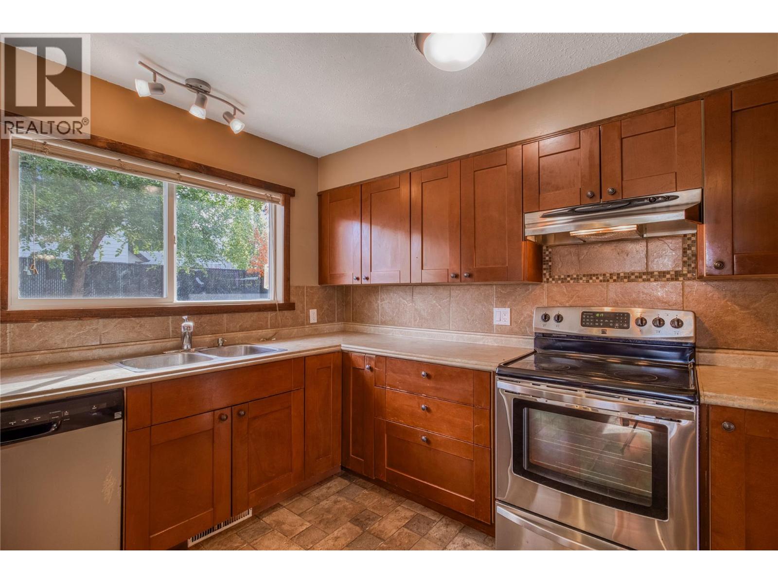 3155 Prospect Road, Kelowna, British Columbia  V1W 4P7 - Photo 41 - 10364863