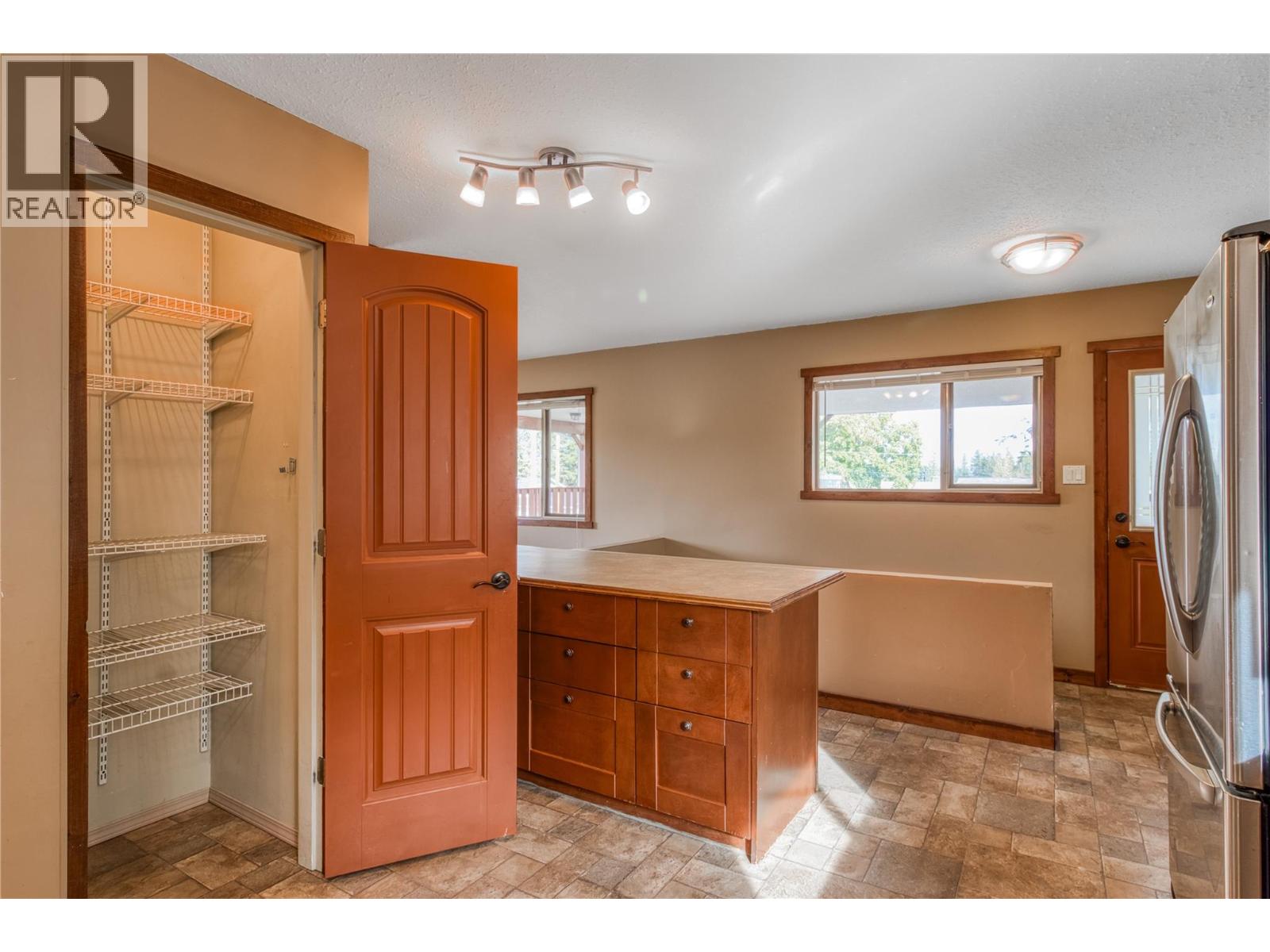 3155 Prospect Road, Kelowna, British Columbia  V1W 4P7 - Photo 48 - 10364863