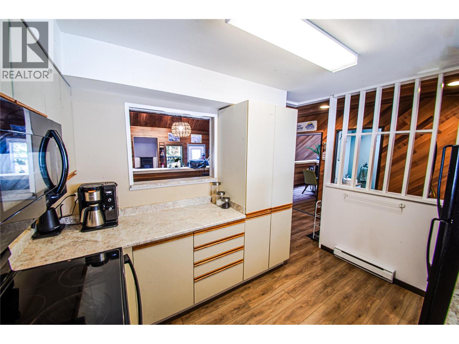 138 Clearview Road, Penticton, British Columbia  V0X 1K0 - Photo 6 - 10364813