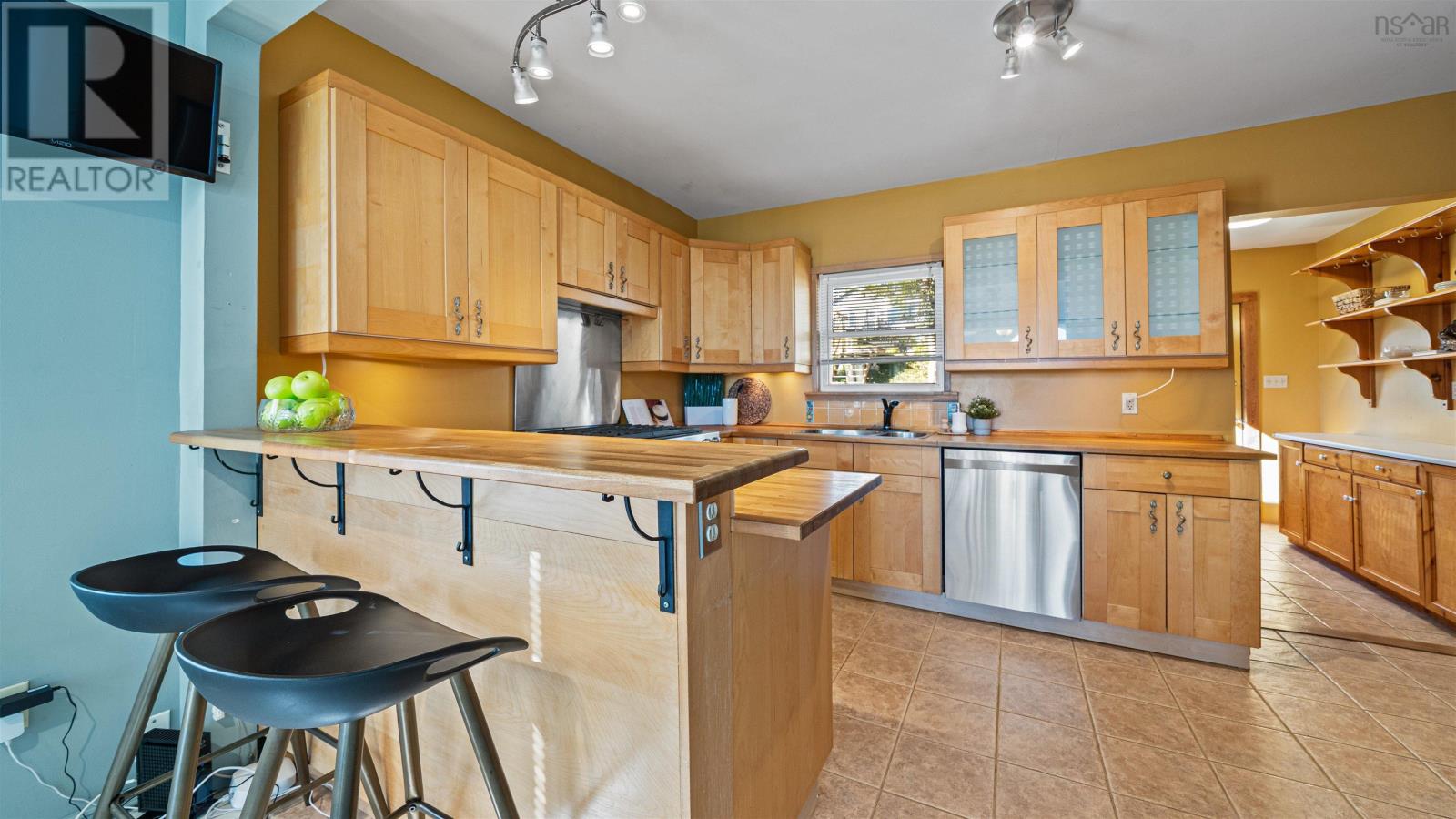 664 Ketch Harbour Road, Portuguese Cove, Nova Scotia  B3V 1K2 - Photo 17 - 202525084