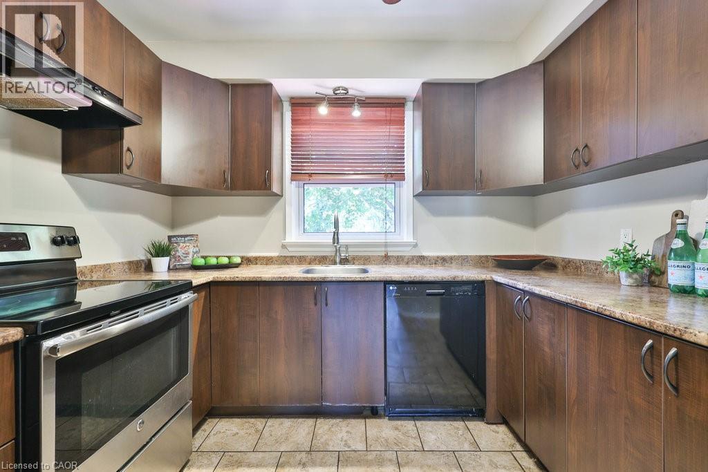 2295 Wiseman Court, Mississauga, Ontario  L5J 1P5 - Photo 7 - 40772491