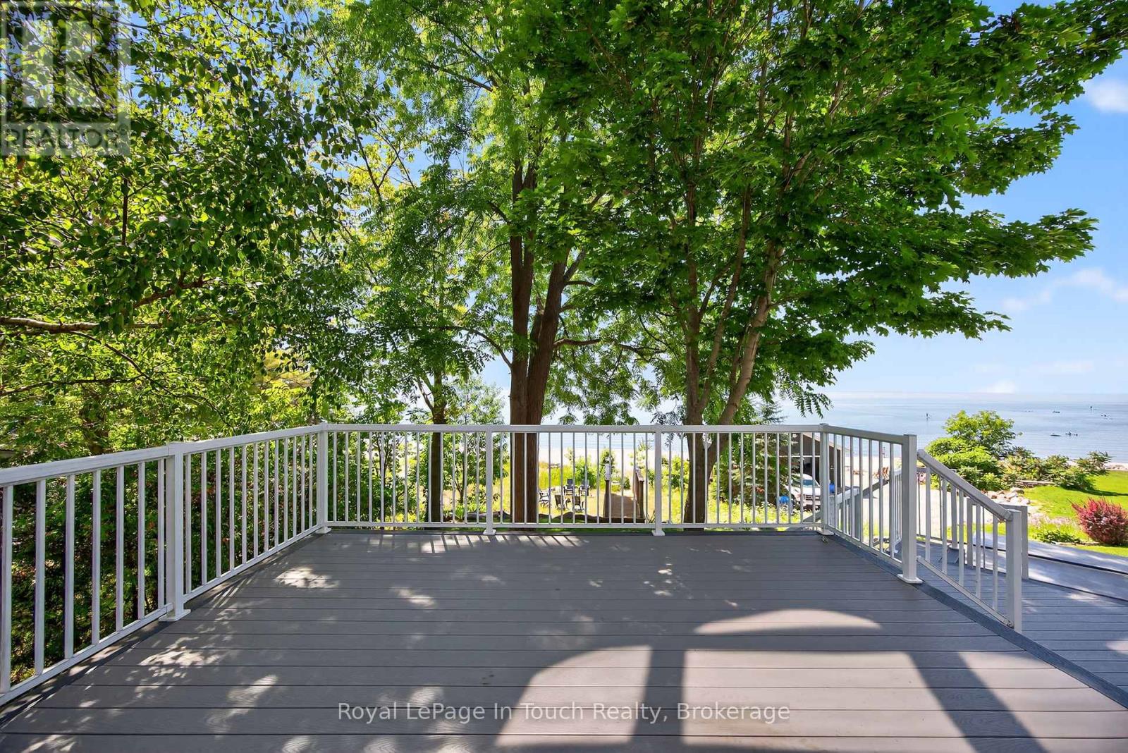 44 Tiny Beaches Road S, Tiny, Ontario  L0L 2J0 - Photo 15 - S12444342